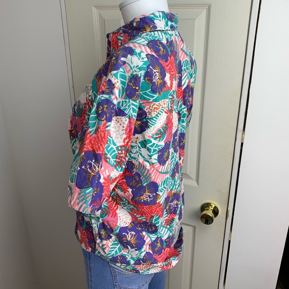 Vintage Womens short sleeve button up - Picture 4 of 7